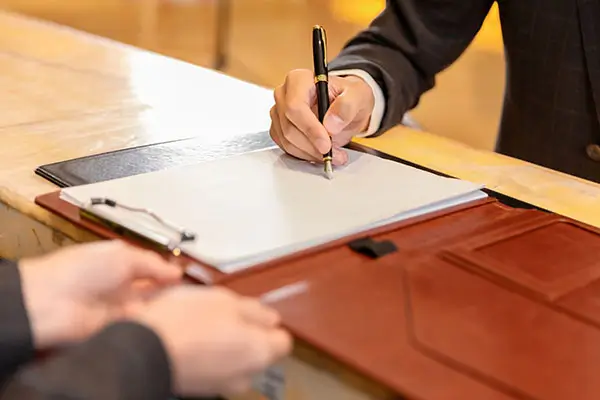 廊字的笔顺怎么写，正确写法详解