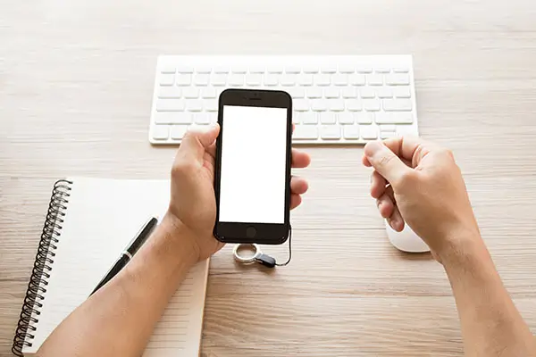 微博封话题违反什么法律